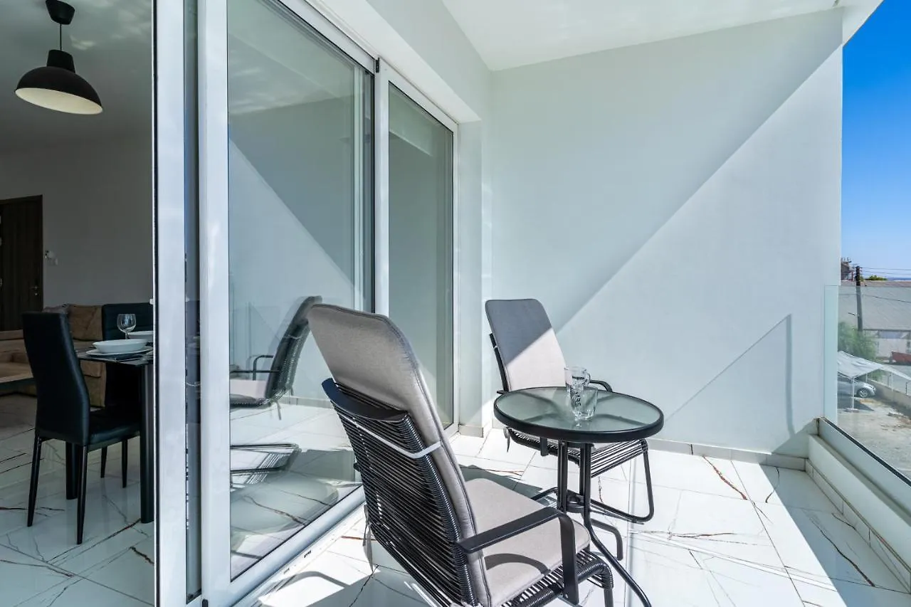Aneto Spiti 2-Br Apt In Larnaca. Apartment